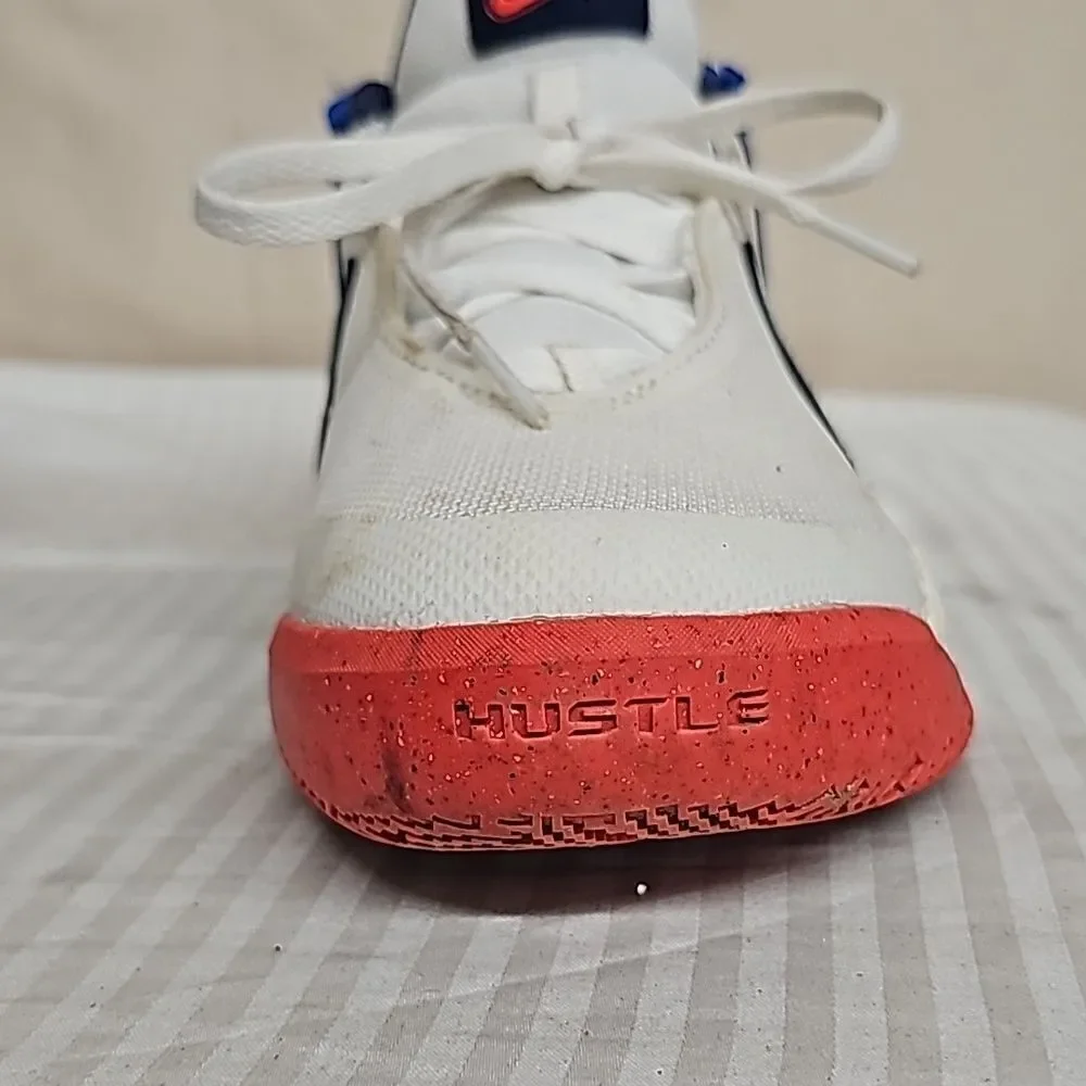 NIKE TEAM HUSTLE YOUTH SNEAKERS BFPM-08-275